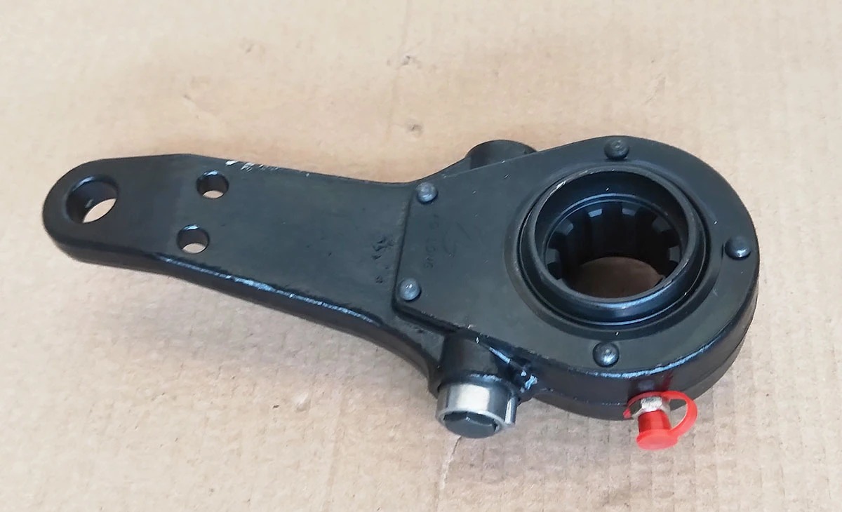 Automatic slack adjuster arm for trailer S-cam brake system